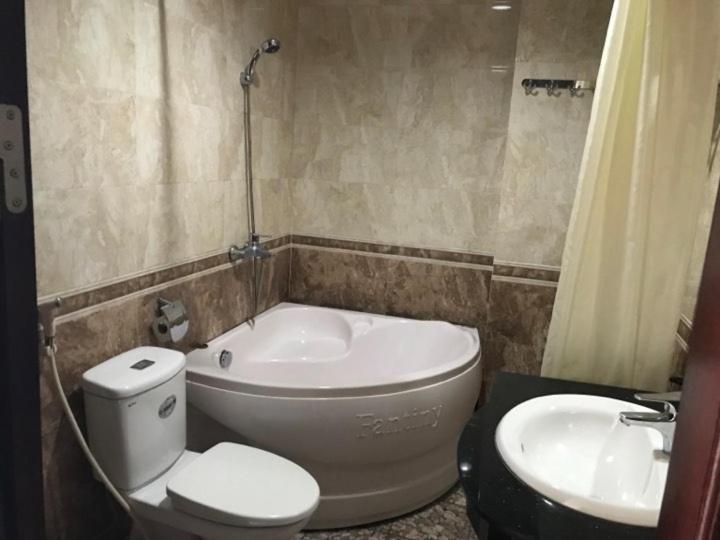 Lakeside 2 Hotel Nam Dinh Nhu Thuc Exteriör bild